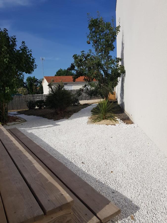 Villa Charmante Maison De Vacances Saint-Gilles-Croix-de-Vie Exterior foto
